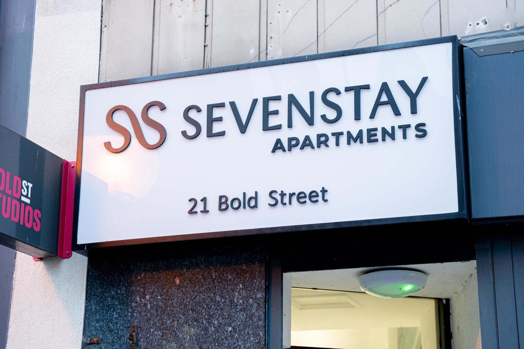 Sevenstay Bold 3 Liverpool Luaran gambar